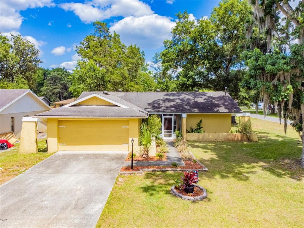 6135 W PINEDALE CIRCLE