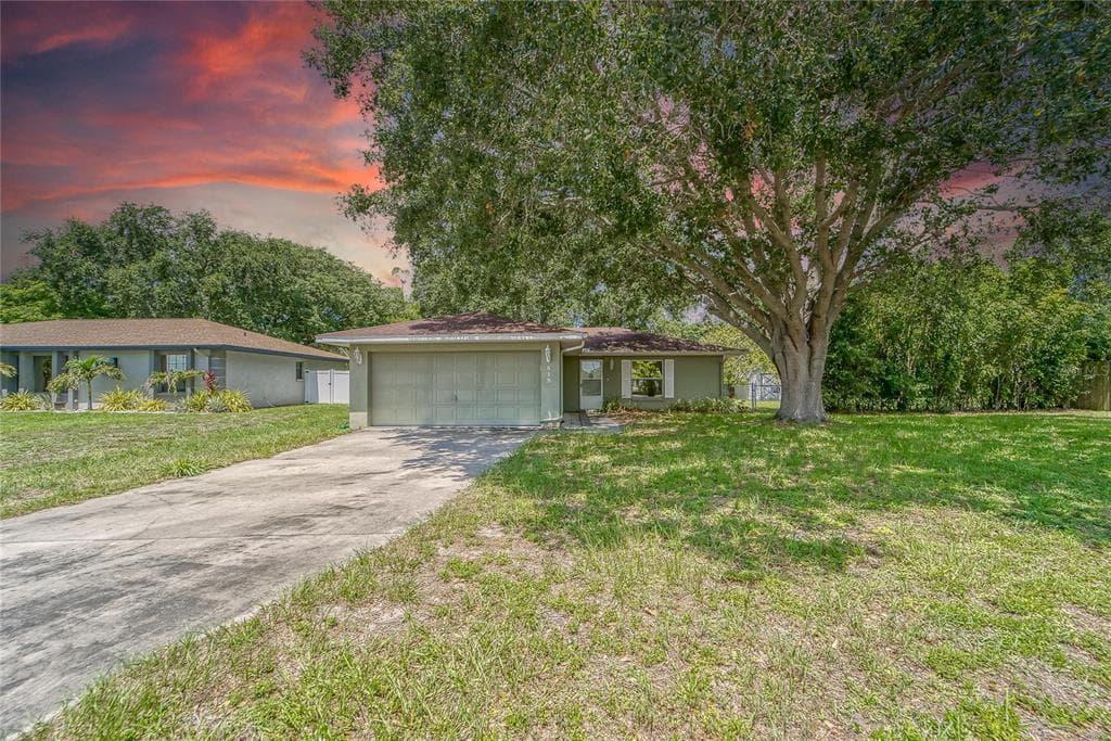 819 IXORA AVENUE ELLENTON, FL 34222