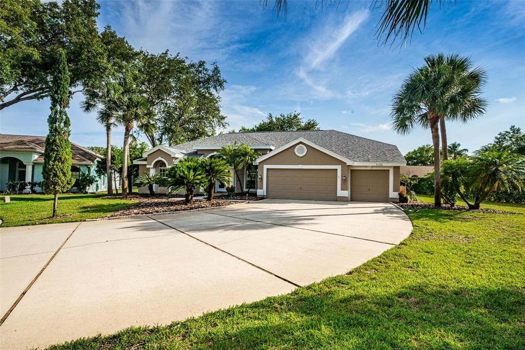 4326 CLAIRIDGE WAY
