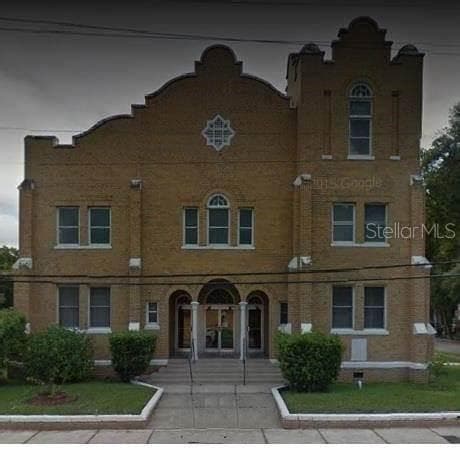 2909 N NEBRASKA AVENUE