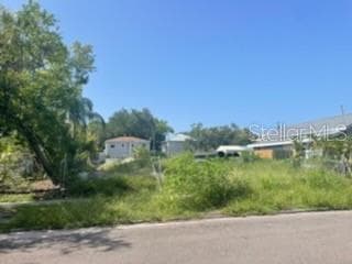 1750 2ND AVENUE N ST PETERSBURG, FL 33713