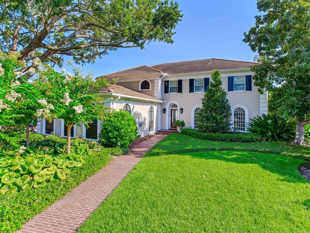 4907 NEW PROVIDENCE AVENUE TAMPA, FL 33629