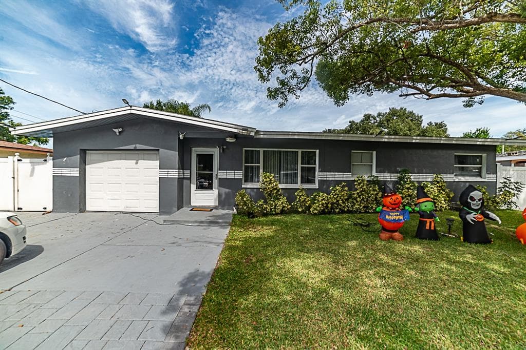 2418 SANTA CRUZ AVENUE