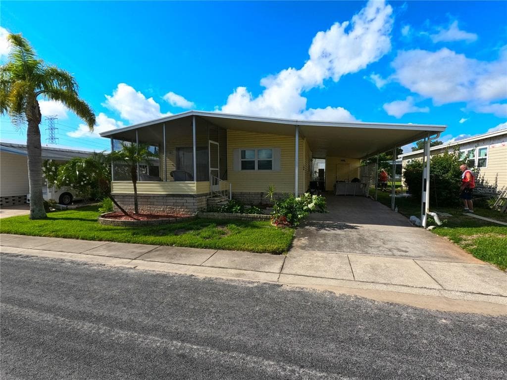 194 TIMBER RUN DRIVE PALM HARBOR, FL 34684