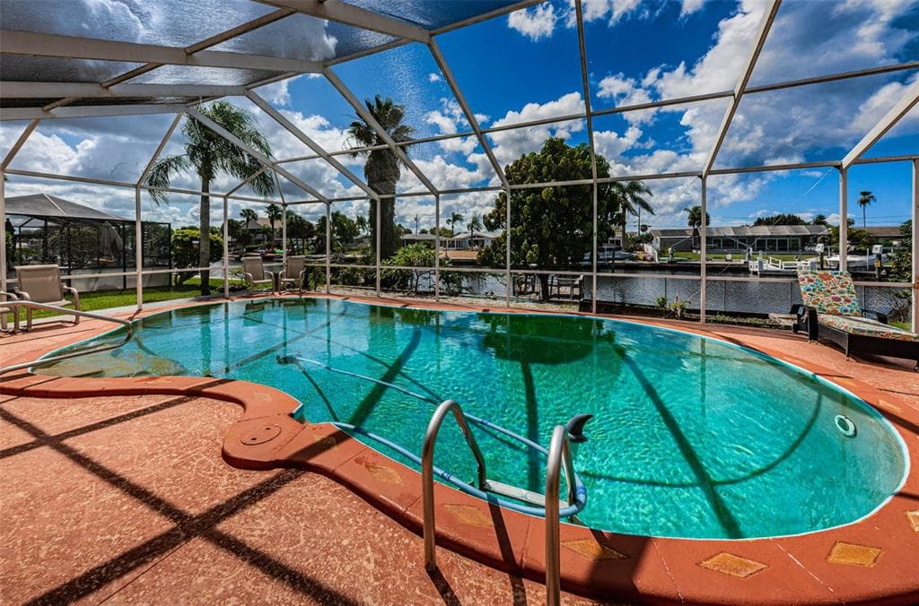4110 FLORAMAR TERRACE