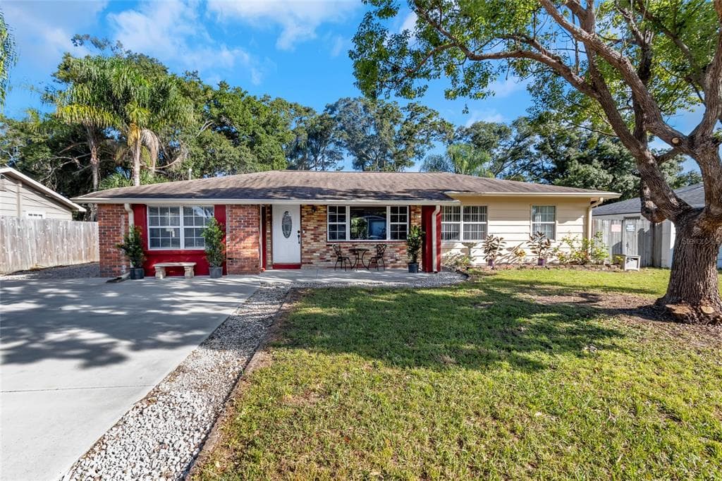 1872 HARDING STREET CLEARWATER, FL 33765