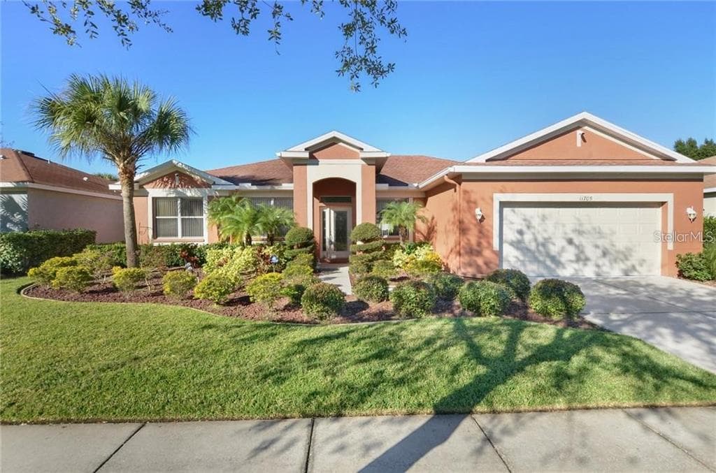 11705 HOLLY CREEK DRIVE RIVERVIEW, FL 33569