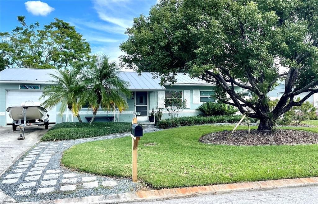 4823 61ST WAY N KENNETH CITY, FL 33709