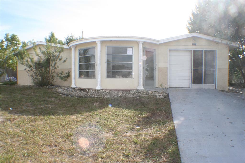 4934 COLONNADE AVENUE HOLIDAY, FL 34690