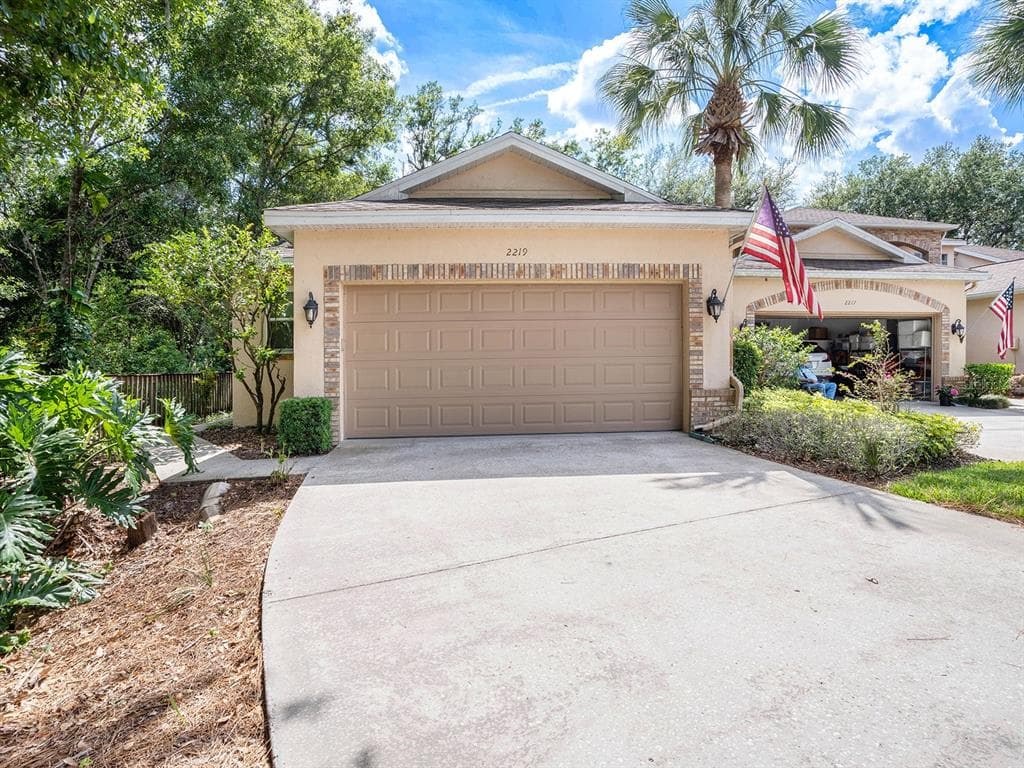 2219 S PRESERVATION DRIVE PLANT CITY, FL 33566
