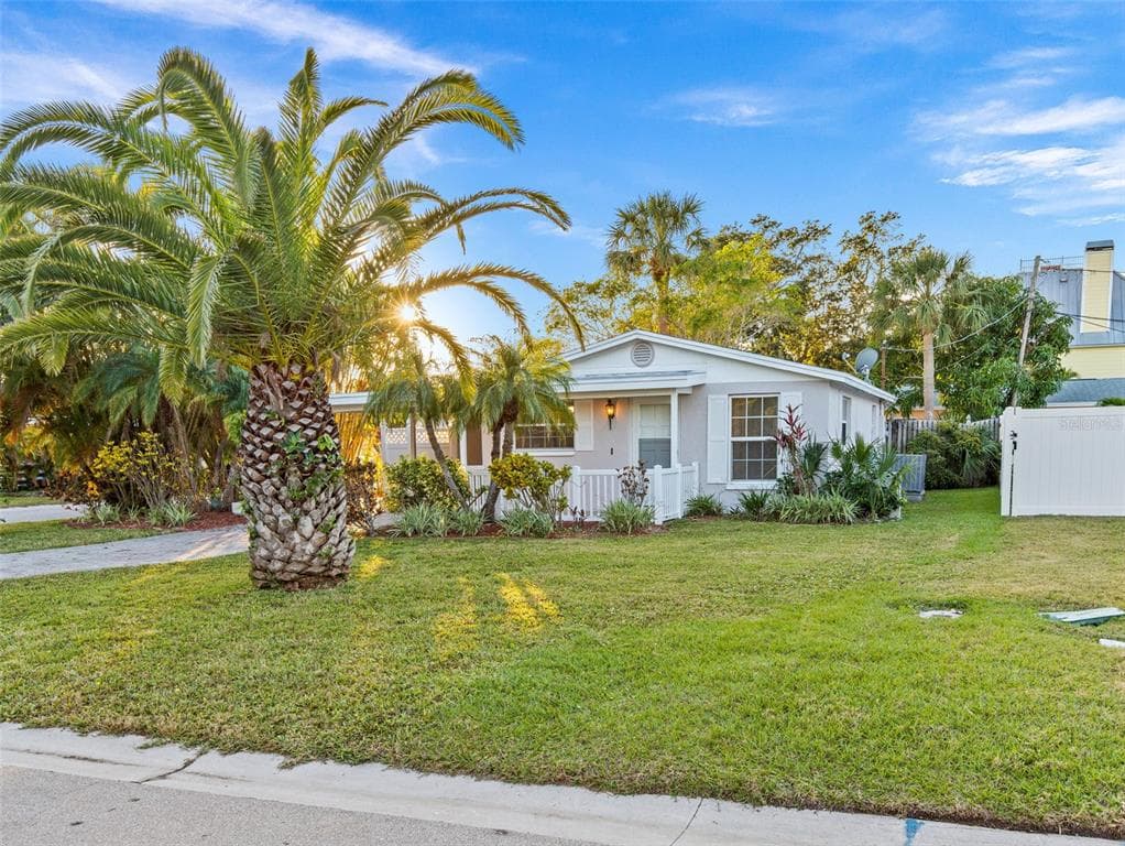 1400 BAY PINE BOULEVARD