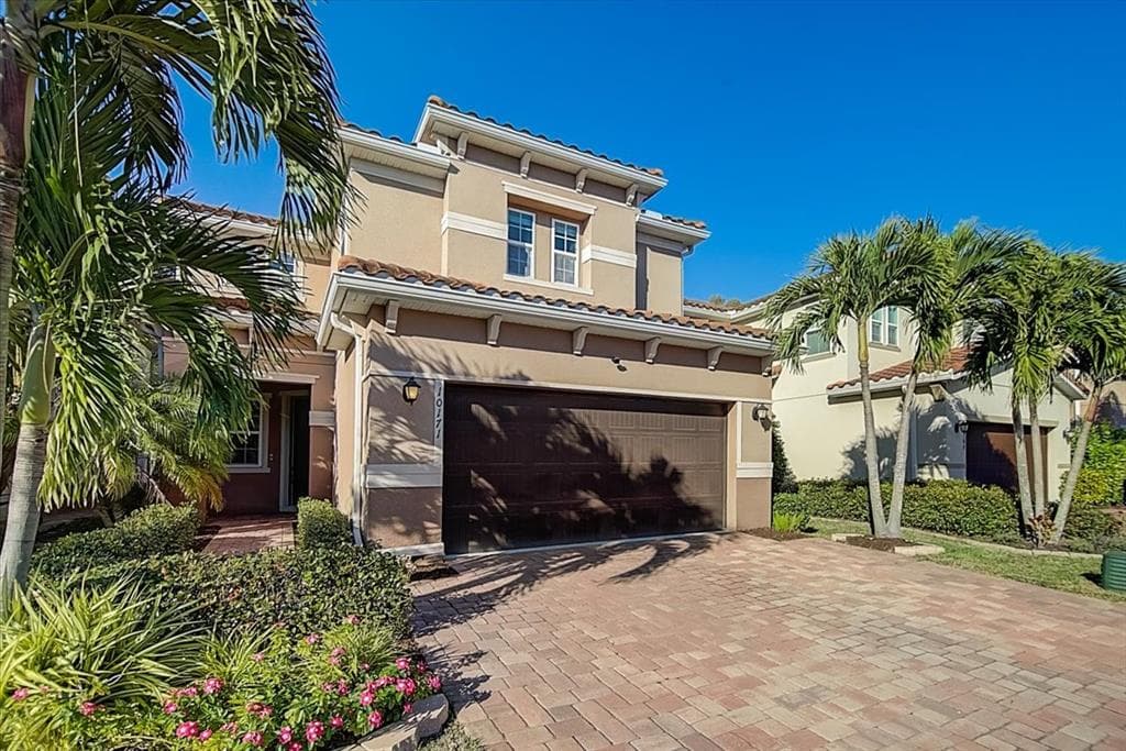 10171 GRAND OAK CIRCLE