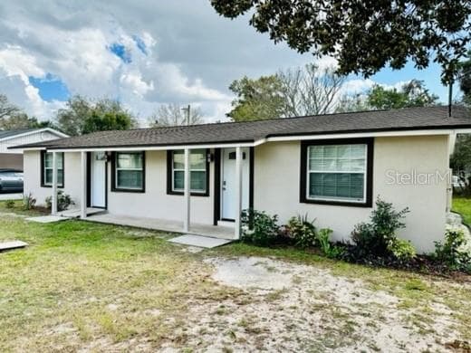 8703 NAVAJO AVENUE UNIT B TAMPA, FL 33637