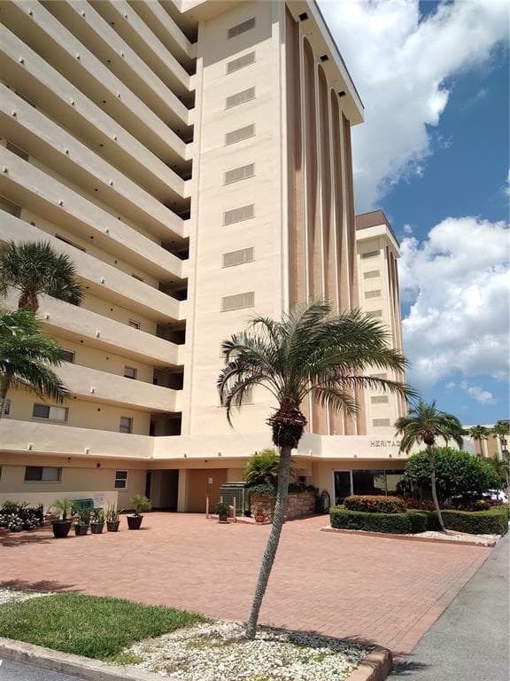 4575 COVE CIRCLE UNIT 1109
