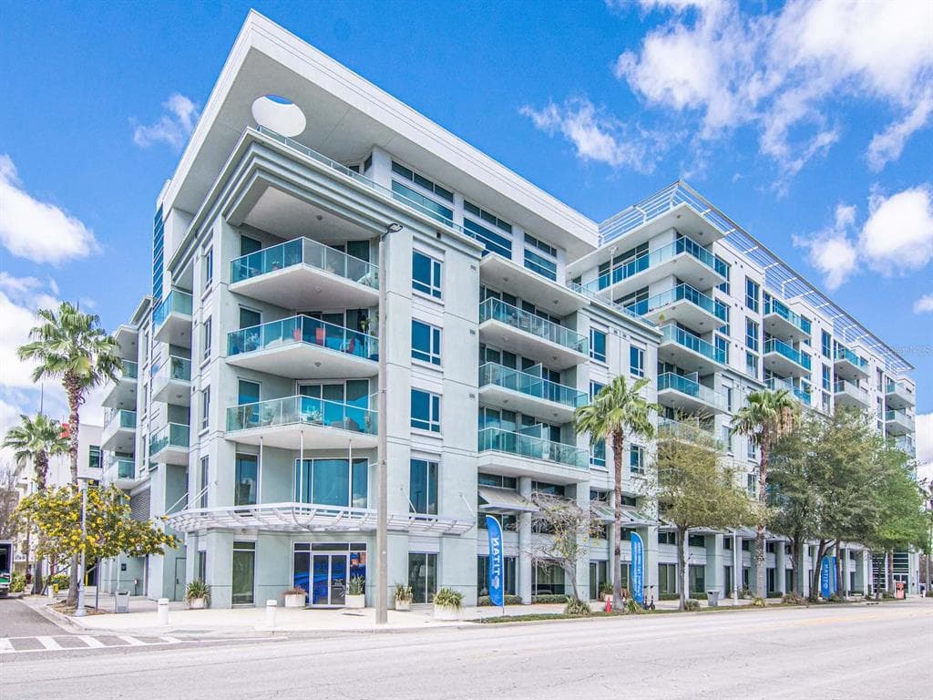 912 CHANNELSIDE DRIVE UNIT 2419 TAMPA, FL 33602