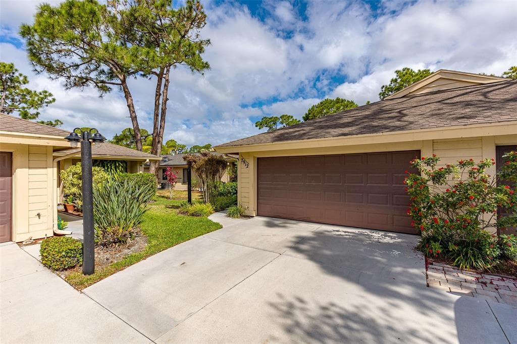 7912 PINEGLEN COURT UNIT 47