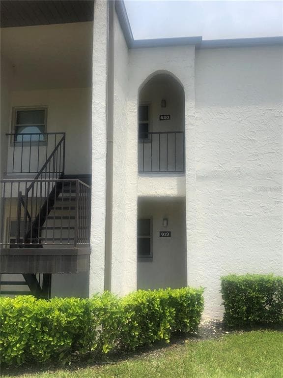 7701 STARKEY RD UNIT 620 SEMINOLE, FL 33777
