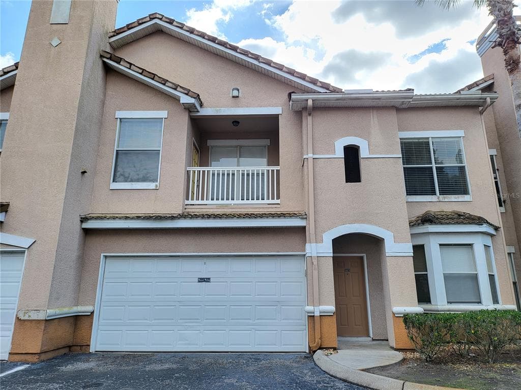 10424 VILLA VIEW CIRCLE TAMPA, FL 33647