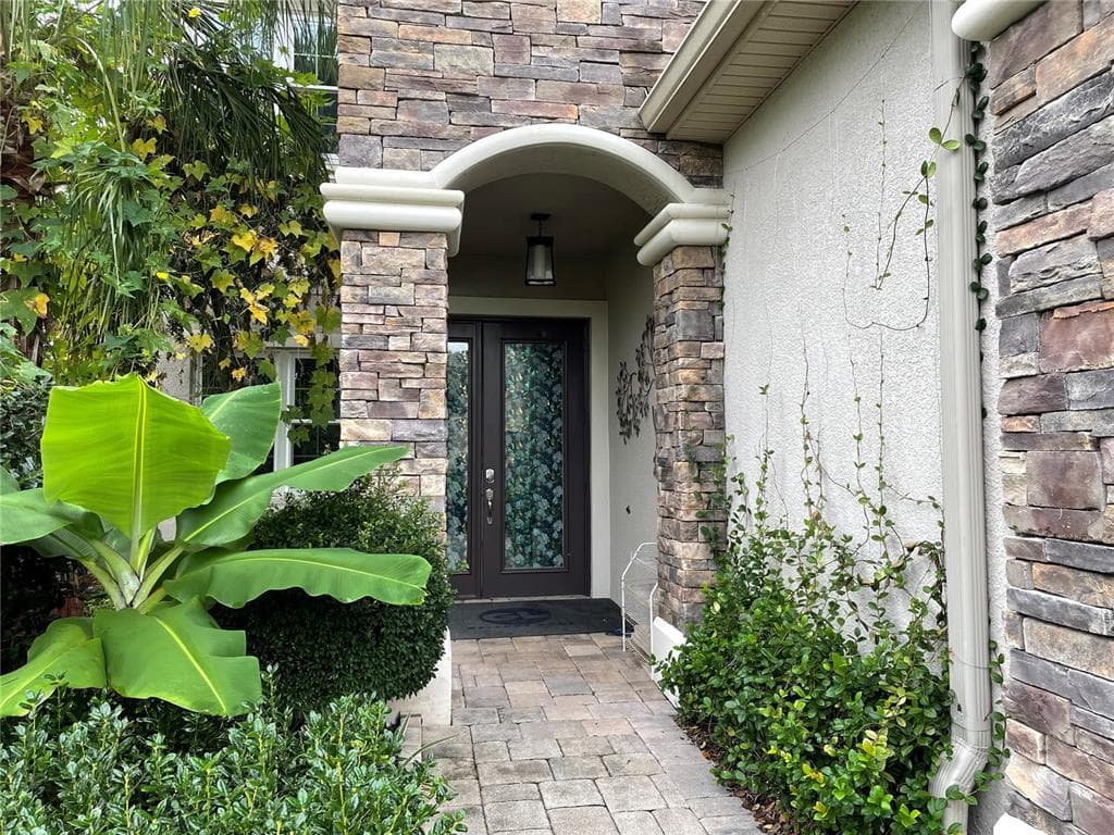 30432 SUNLAND COURT