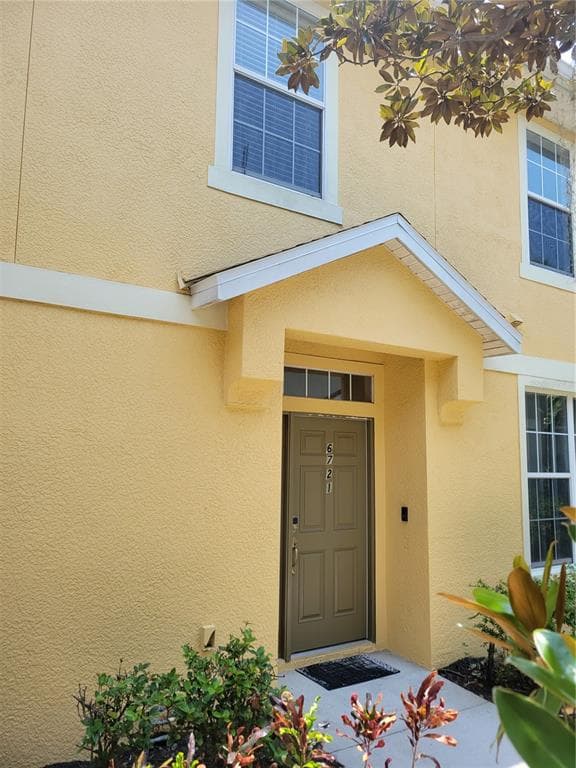 6721 EAGLE FEATHER DRIVE RIVERVIEW, FL 33578
