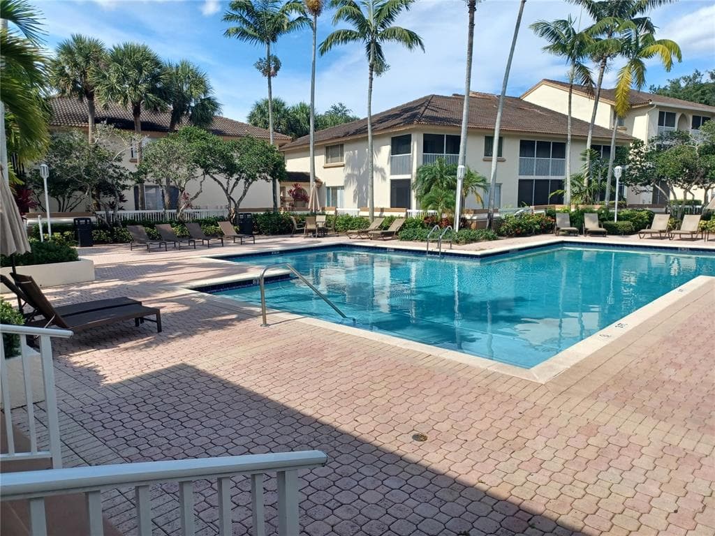 15104 GLENMOOR DRIVE UNIT 104 WEST PALM BEACH, FL 33409