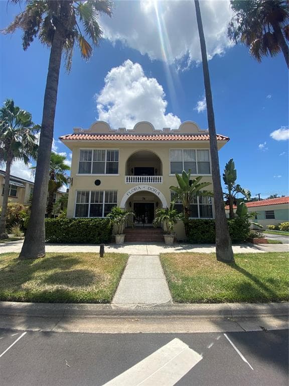 74 DAVIS BOULEVARD UNIT 5 TAMPA, FL 33606