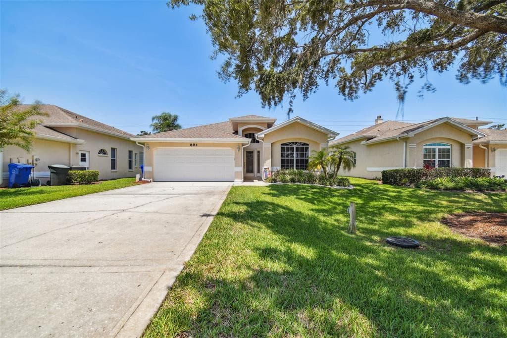 892 MICHELE CIRCLE DUNEDIN, FL 34698