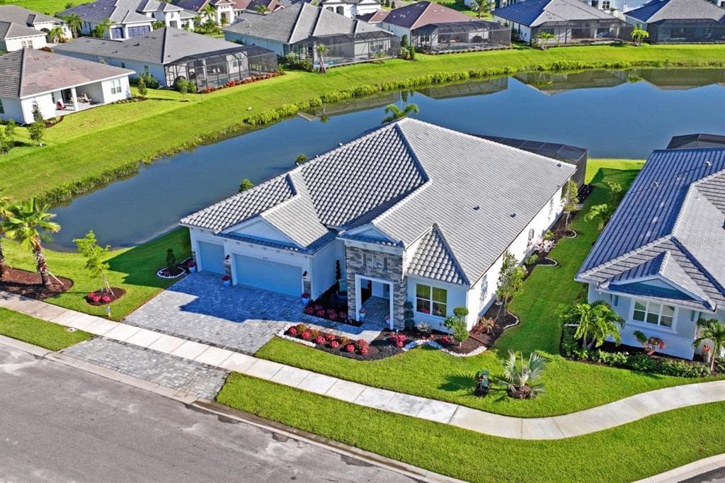 8500 CANDLEWOOD COURT SARASOTA, FL 34240