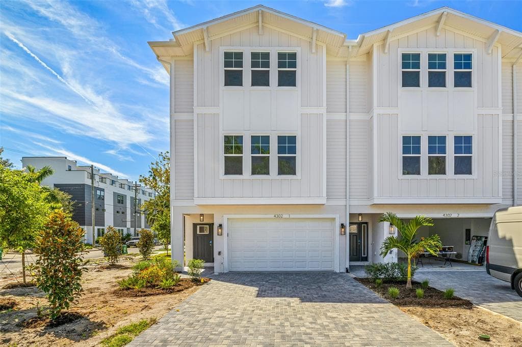 4302 NORTH B STREET W UNIT 3 TAMPA, FL 33609