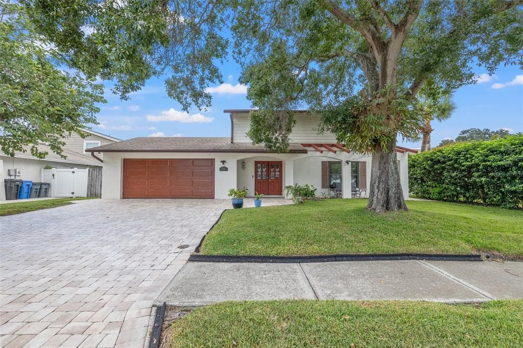 6723 TWELVE OAKS BOULEVARD
