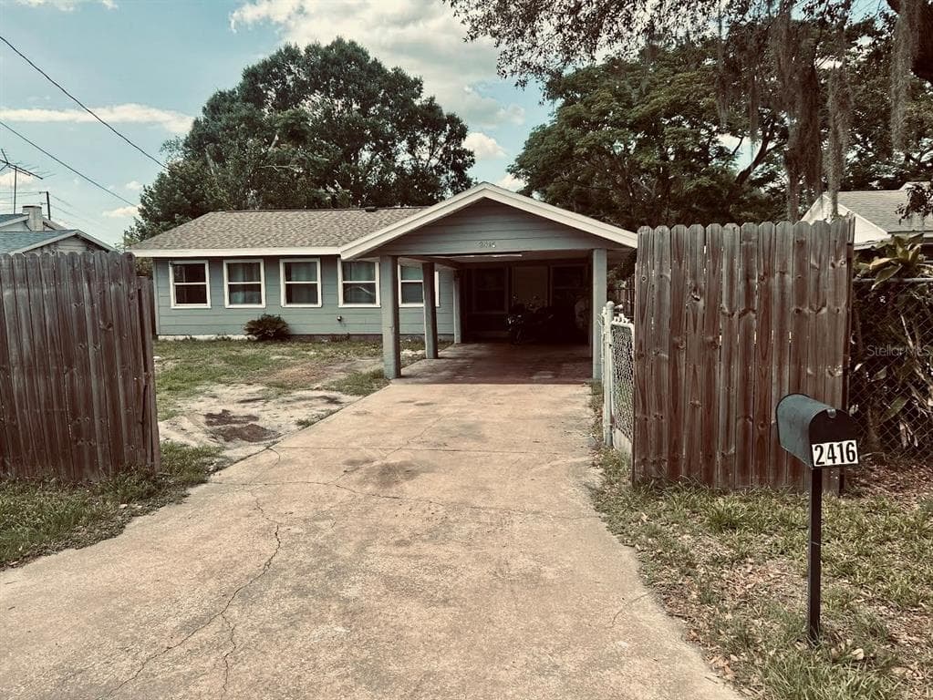 2416 GOLFVIEW STREET