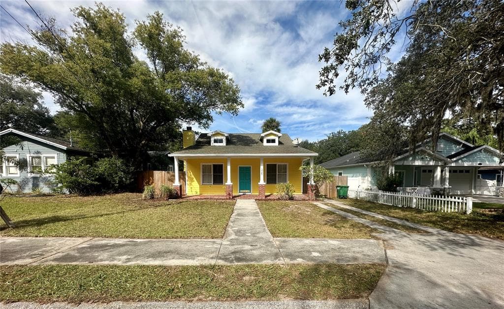 325 W JEAN STREET TAMPA, FL 33604