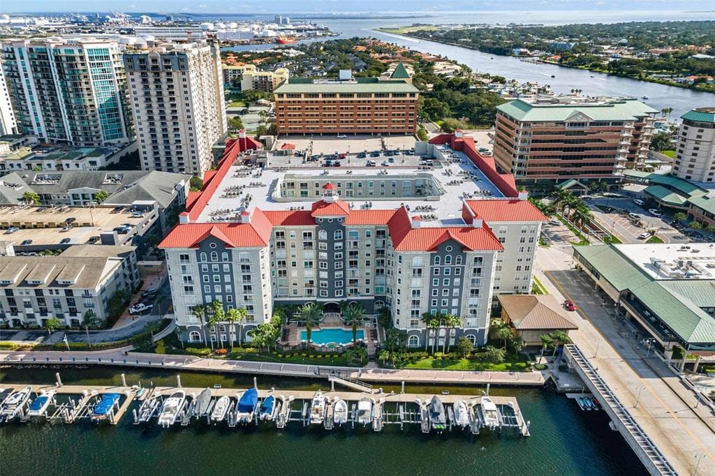 700 S HARBOUR ISLAND BOULEVARD UNIT 202 TAMPA, FL 33602