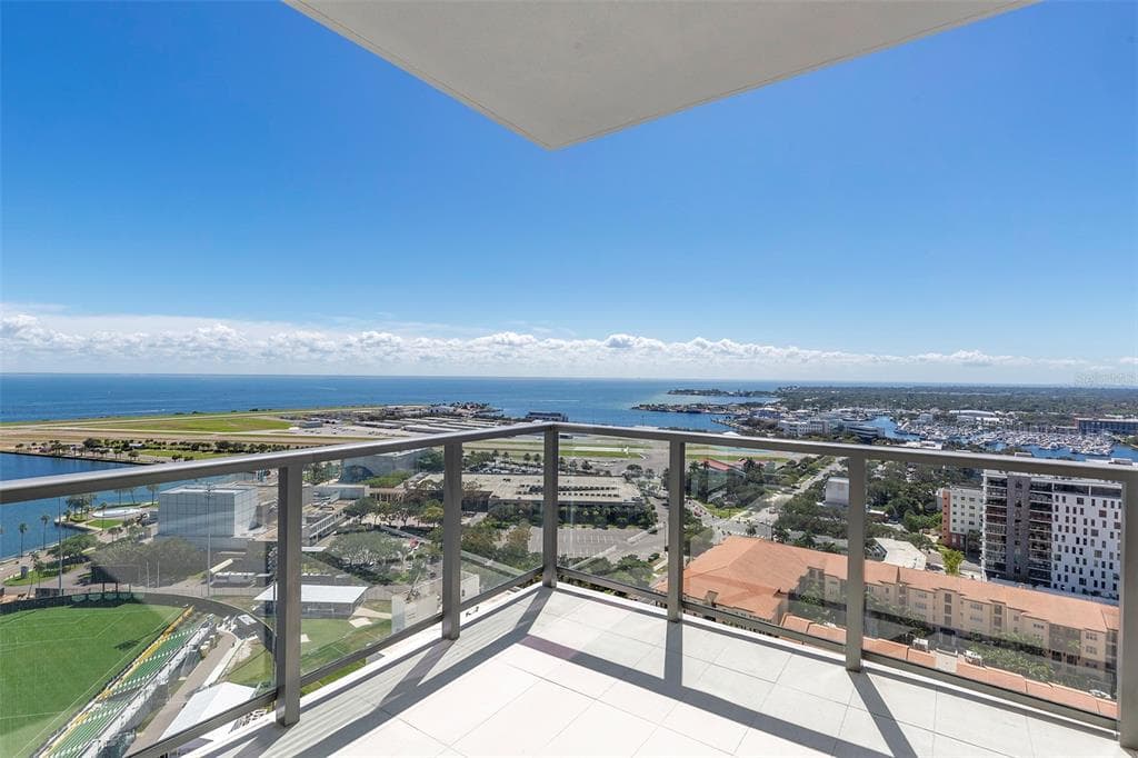301 1ST STREET S UNIT 2307