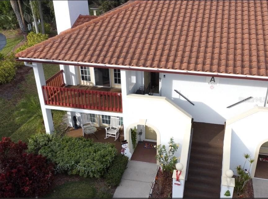 10650 VILLAGE DRIVE UNIT 101 SEMINOLE, FL 33772