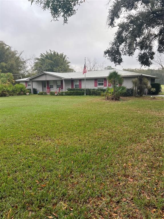 215 N WEBB ROAD PLANT CITY, FL 33566