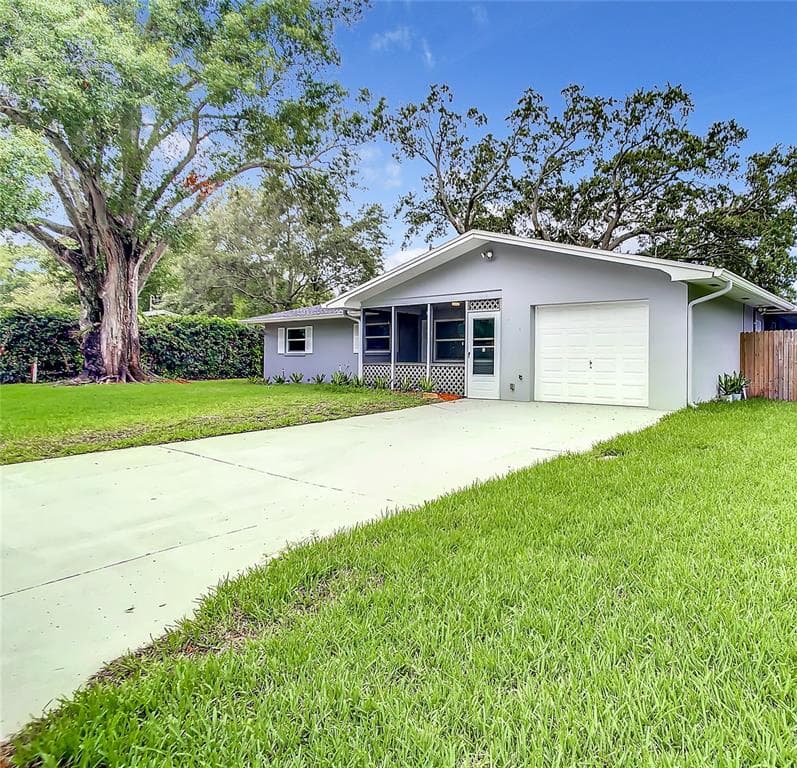 2274 MANOR COURT