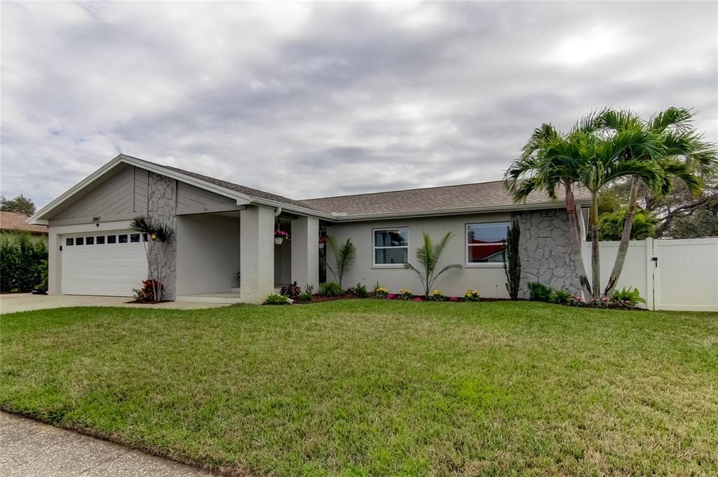 2047 CHADSWORTH DRIVE