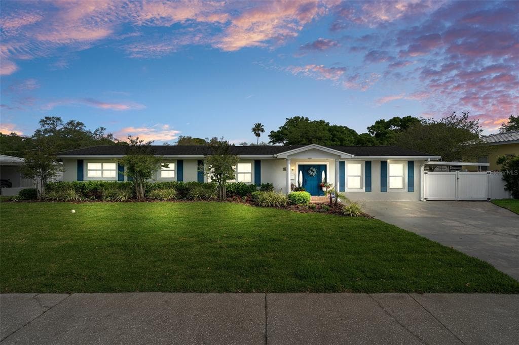 4603 W BAY COURT AVENUE TAMPA, FL 33611