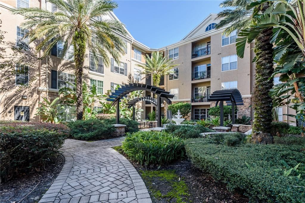 4221 W SPRUCE STREET UNIT 2324 TAMPA, FL 33607