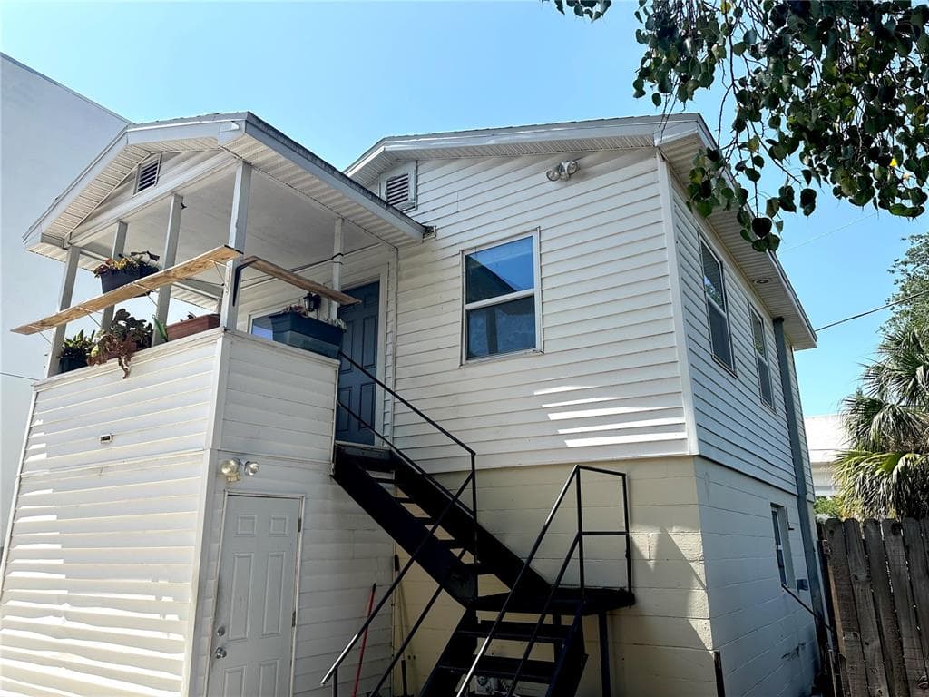 773 4TH AVENUE N UNIT 1/2