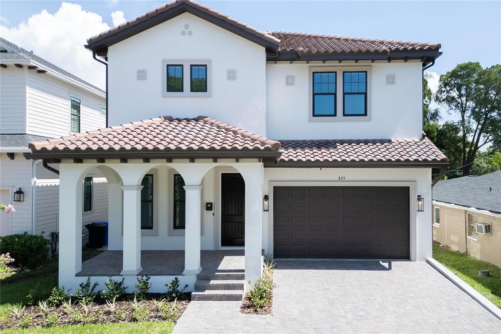 855 39TH AVENUE N ST PETERSBURG, FL 33703