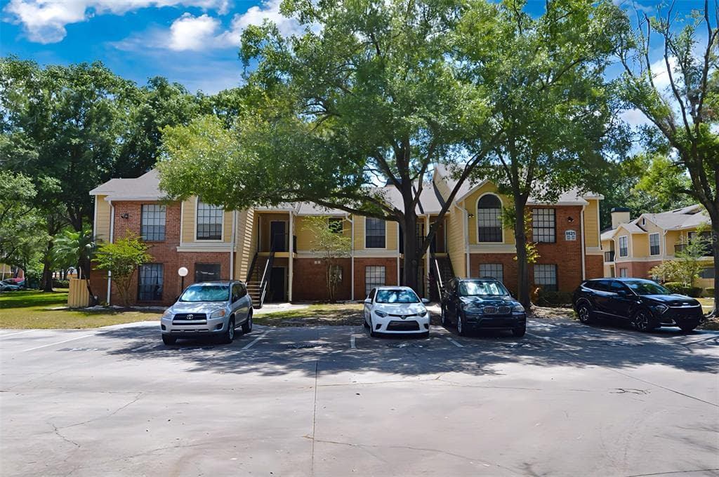 8625 MALLARD RESERVE DRIVE UNIT 101(Furnished) TAMPA, FL 33614