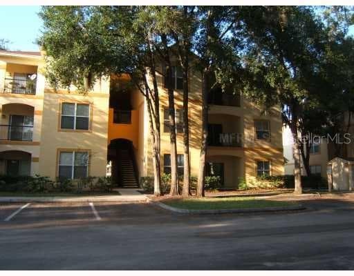 5612 PINNACLE HEIGHTS CIRCLE UNIT 306 TAMPA, FL 33624