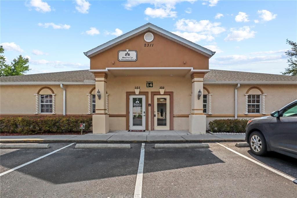 2311 CYPRESS COVE UNIT 102 WESLEY CHAPEL, FL 33544