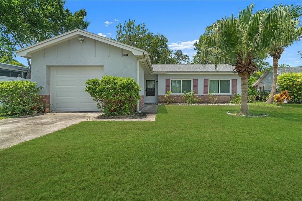 6961 122ND DRIVE LARGO, FL 33773