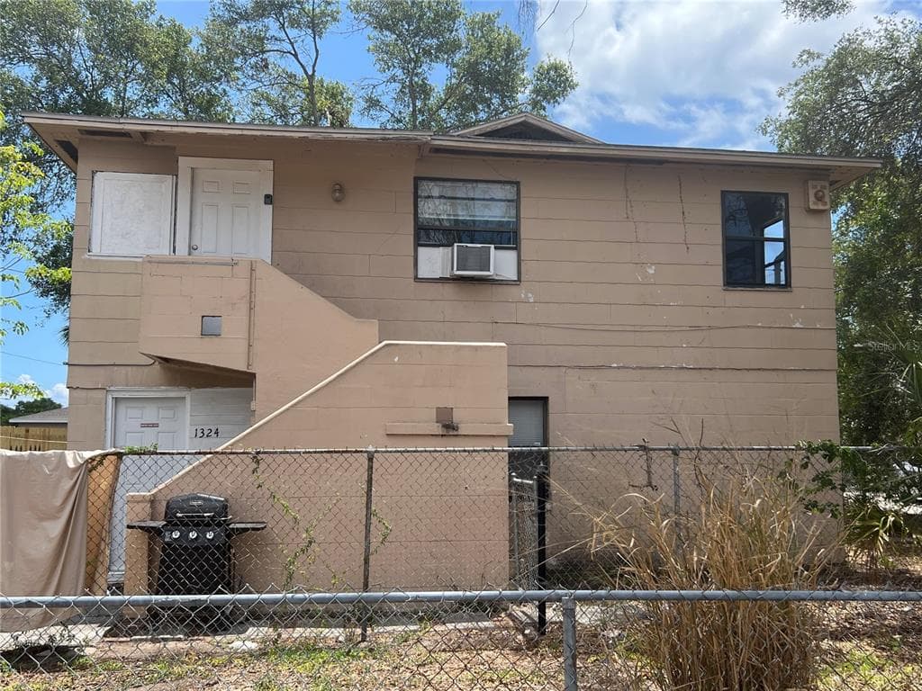 1320 18TH AVENUE S UNIT 2 ST PETERSBURG, FL 33705