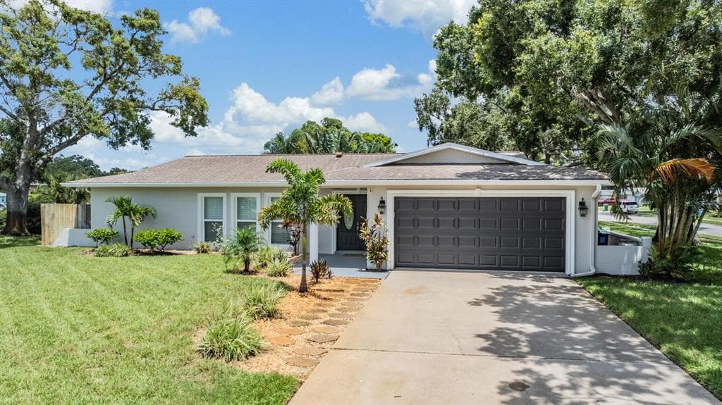 11829 93RD WAY N