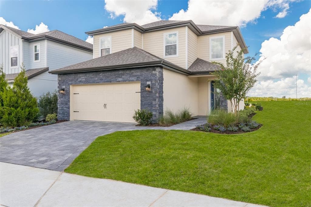 1339 GREENFIELD LOOP KISSIMMEE, FL 34747