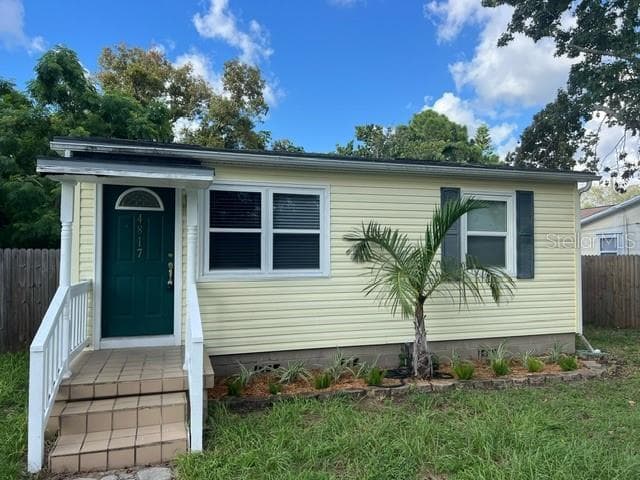 4817 21ST AVENUE N ST PETERSBURG, FL 33713